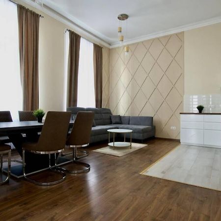 Premium Apartment By Hi5-Vaci Str. 3 Bedroom Budapest Exterior foto