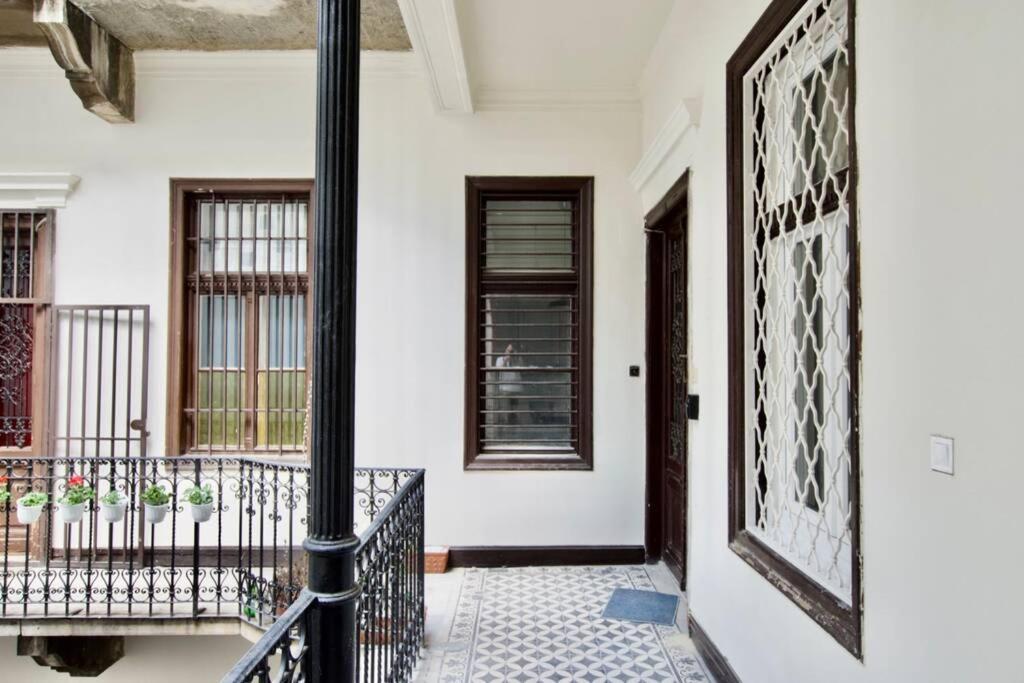 Premium Apartment By Hi5-Vaci Str. 3 Bedroom Budapest Exterior foto