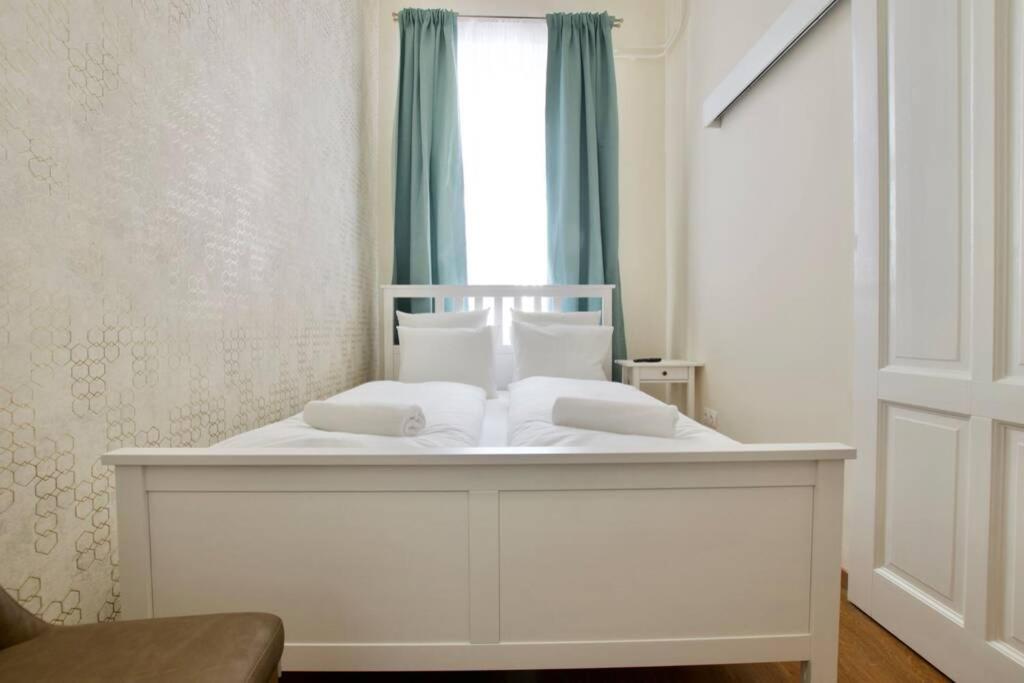 Premium Apartment By Hi5-Vaci Str. 3 Bedroom Budapest Exterior foto
